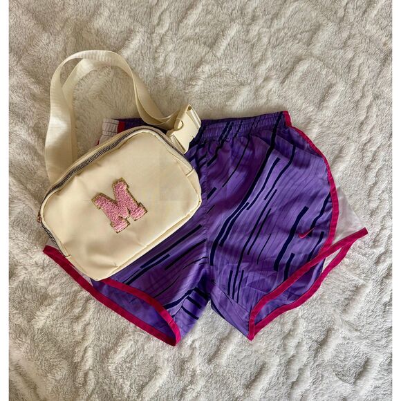 Nike Girls' Dri-FIT Tempo running shorts - Picture 1 of 4